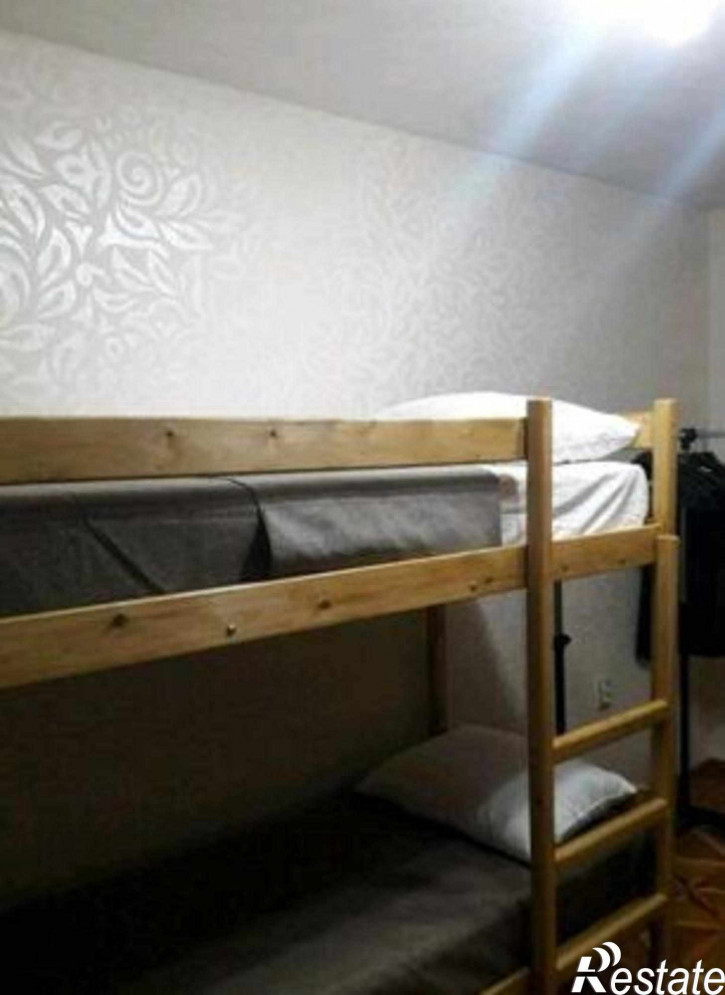 3-комн квартира проспект Космонавтов, 10/1