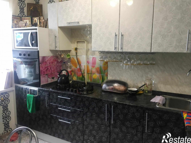 4-комн квартира Задорина ул, 8