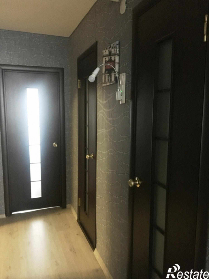 4-комн квартира Задорина ул, 8