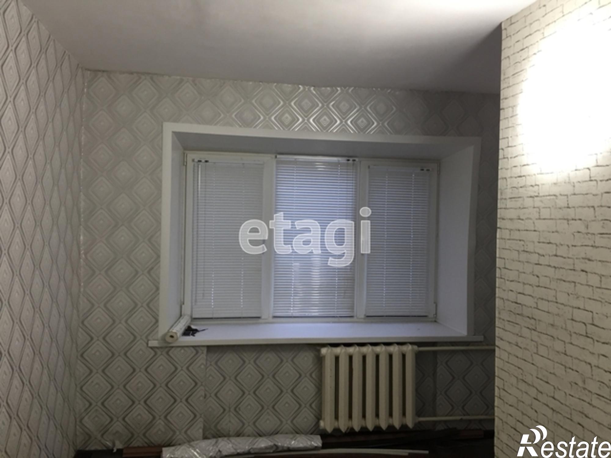 Купить комнату за 370 000 рублей на Микрорайон, 50