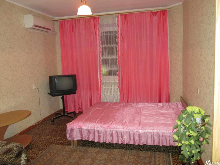 1-комн квартира улица землячки 54