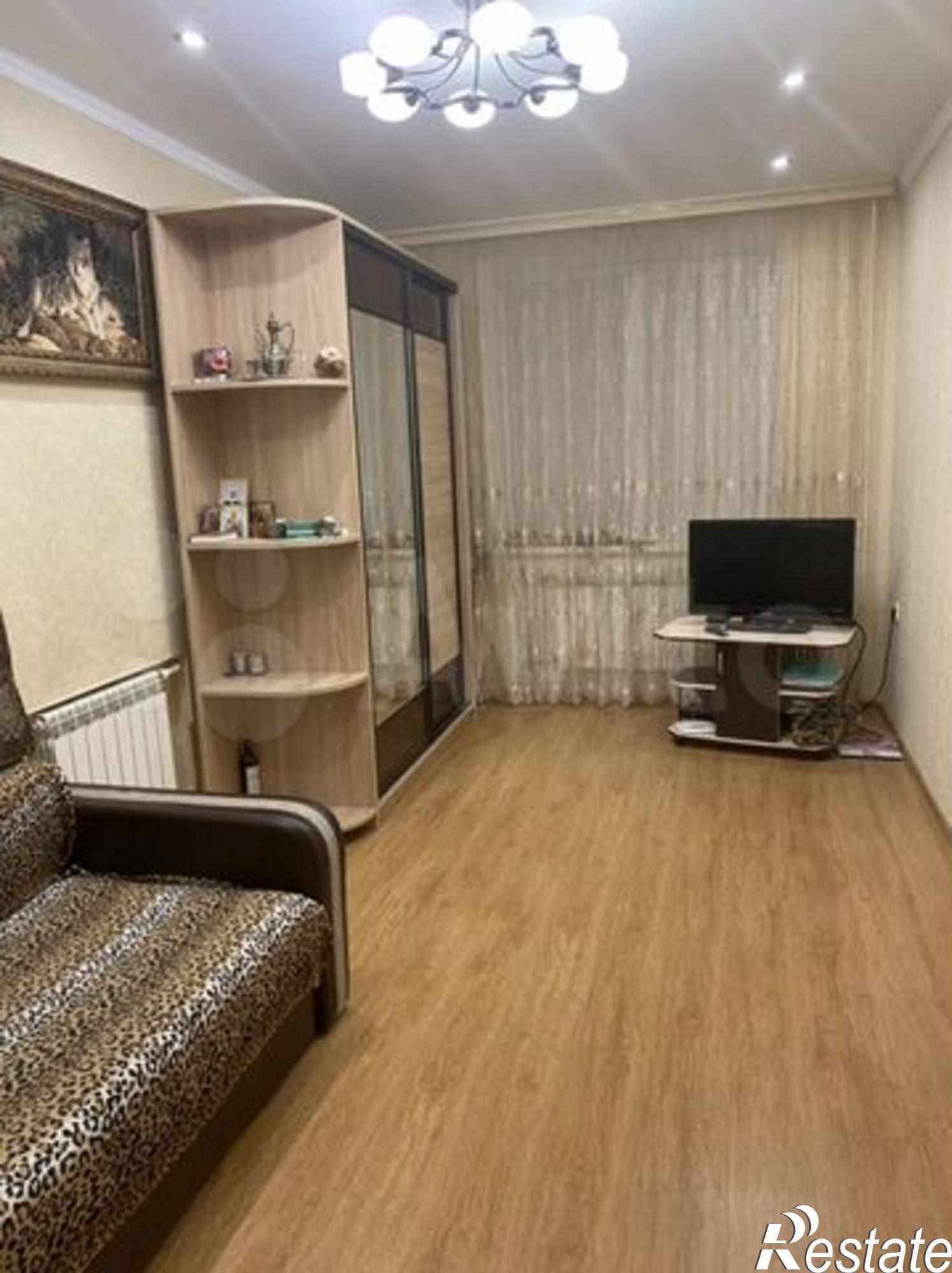 Купить квартиру за 3 450 000 рублей на Серова ул, 327