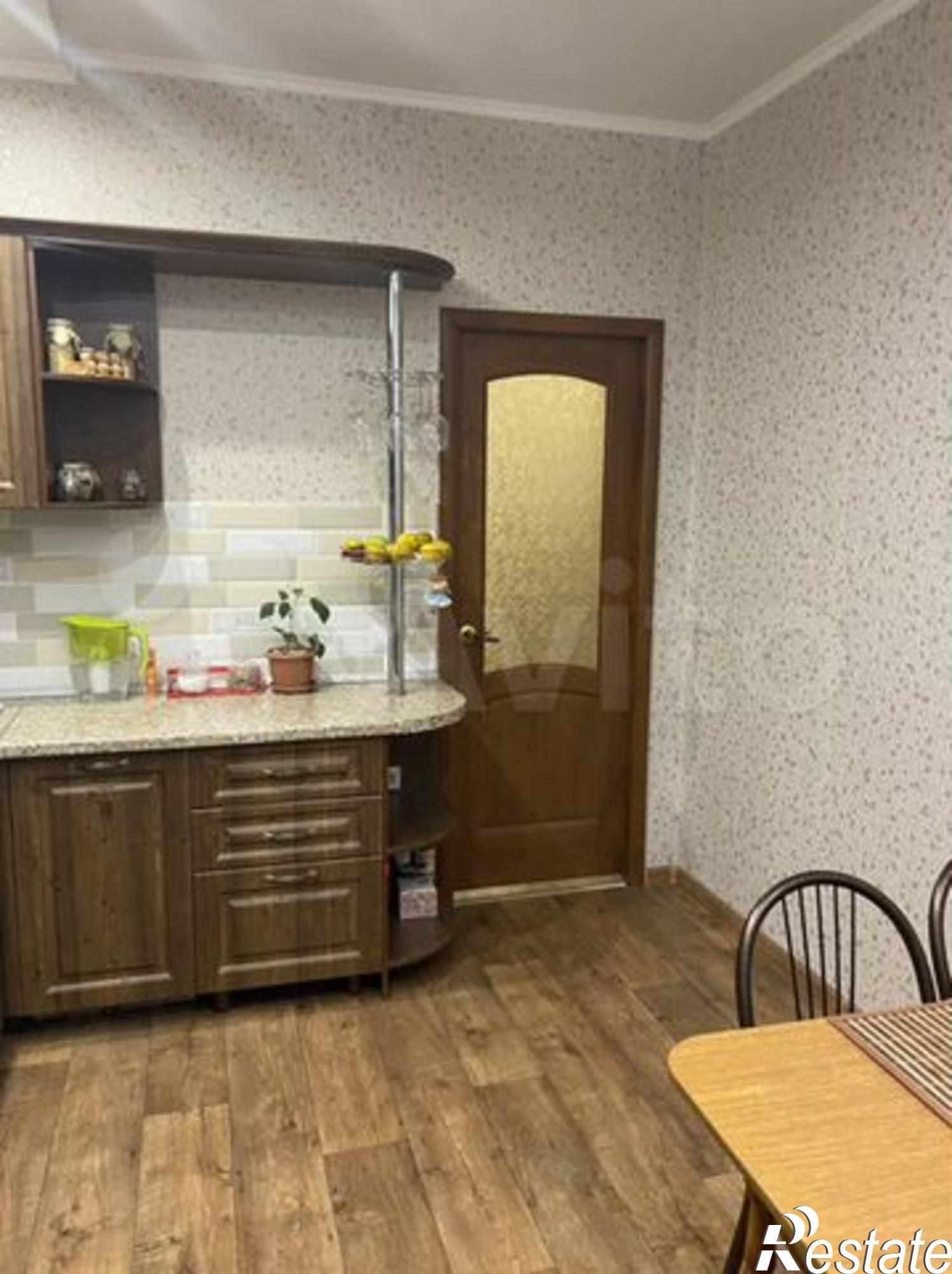 Купить квартиру за 3 450 000 рублей на Серова ул, 327