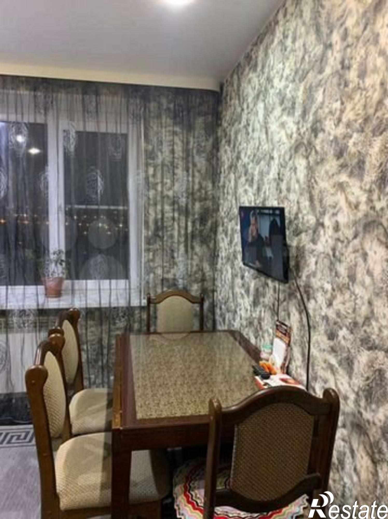 Купить квартиру за 4 000 000 рублей на Чехова ул, 142
