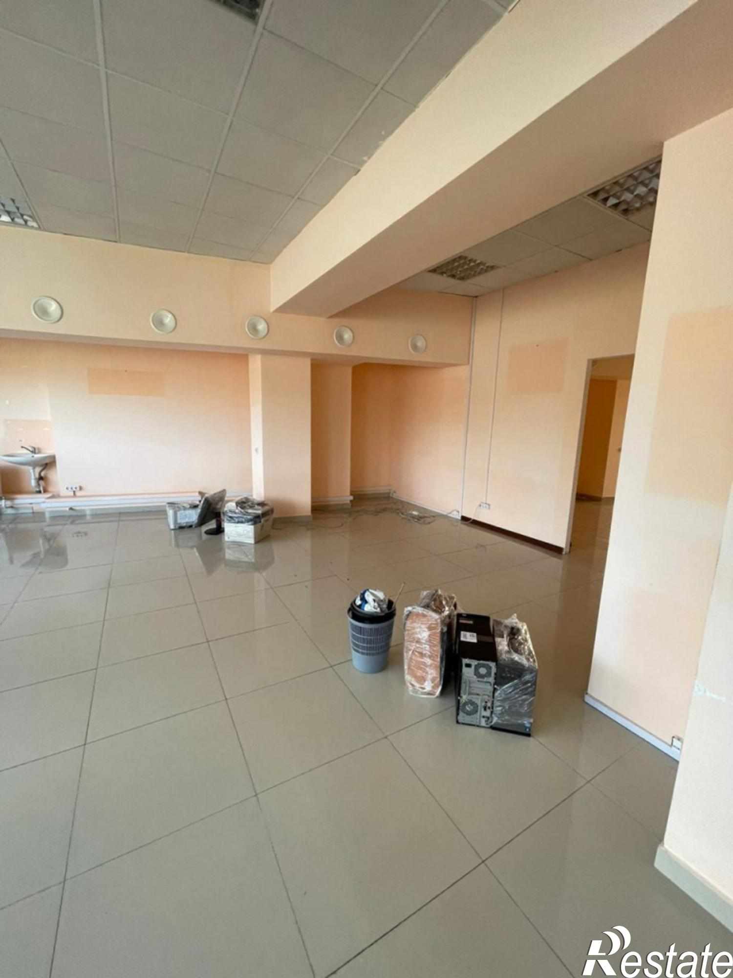 Купить квартиру за 77 600 000 рублей на Калинина пр-кт, 5а
