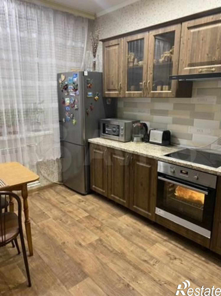 1-комн квартира Серова ул, 327