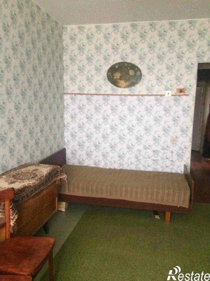 3-комн квартира Крайнего ул, 4