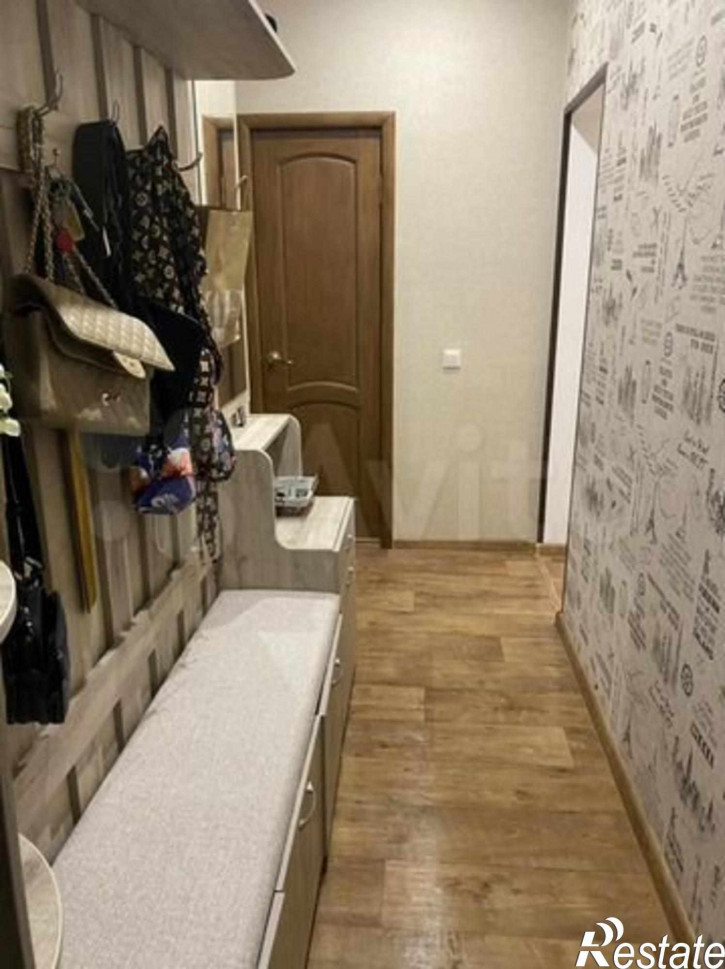 1-комн квартира Серова ул, 327