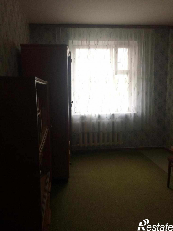 3-комн квартира Крайнего ул, 4