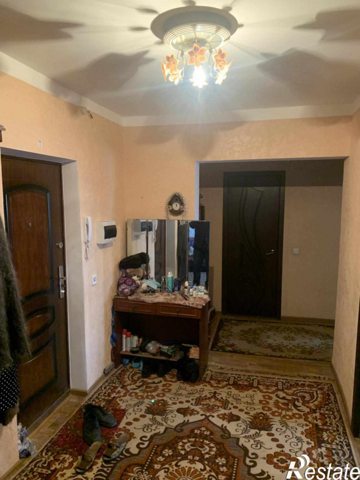 2-комн квартира Первомайская ул, 2к2