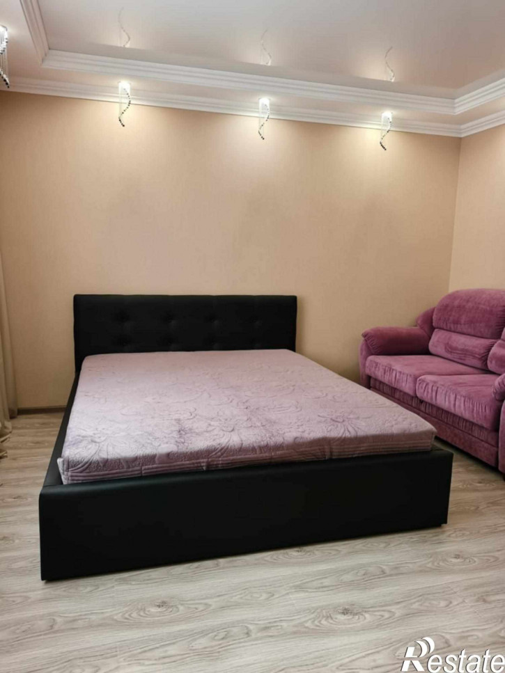 1-комн квартира Пугачева ул, 77