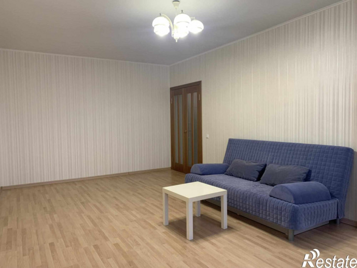 1-комн квартира Днепровский пер, 120