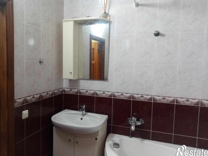 3-комн квартира Авиагородок мкр, 7