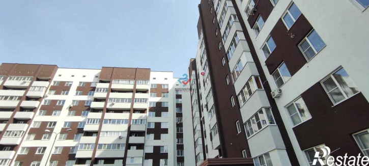 3-комн квартира улица Генерала Глазунова, 19