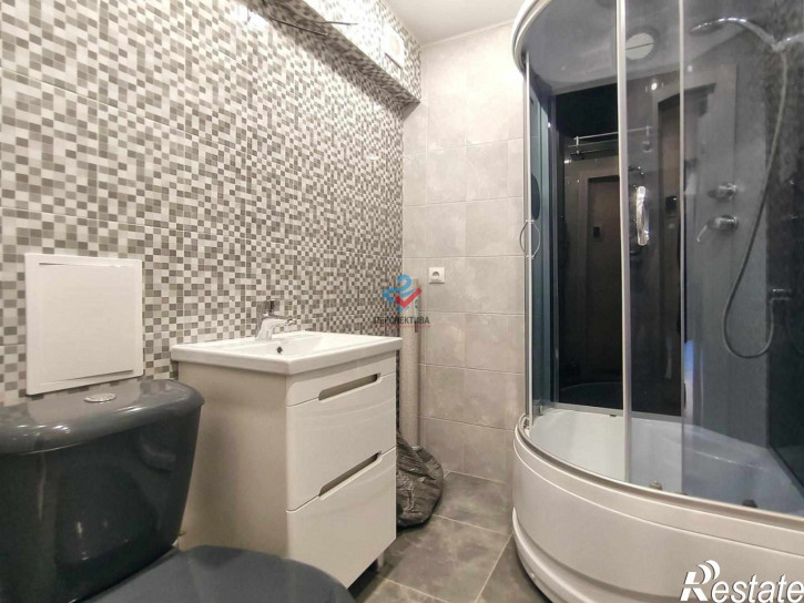 3-комн квартира улица Славы, 4