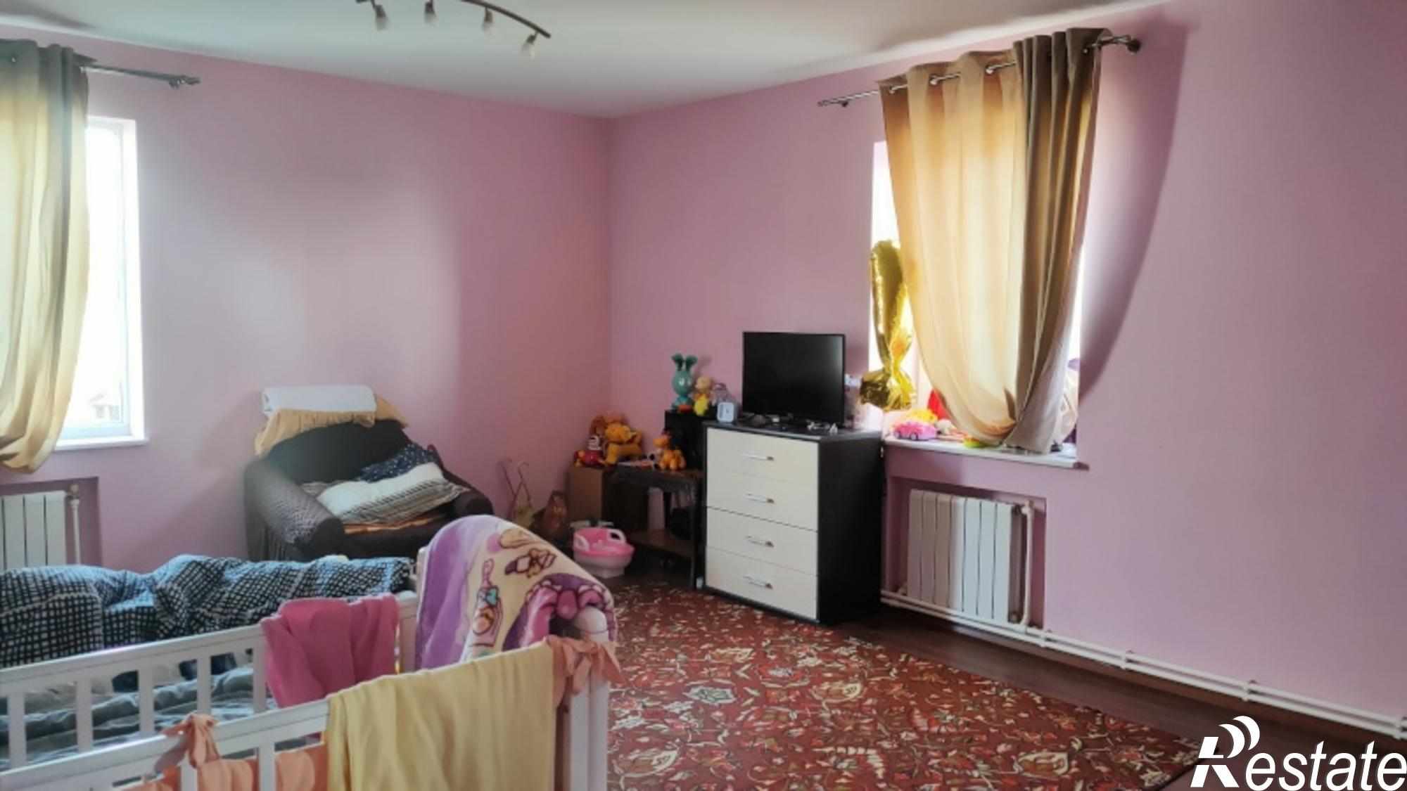 Купить дачу, дом, коттедж за 4 900 000 рублей на Мира ул.