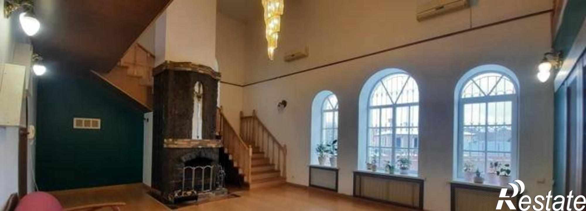 Купить дачу, дом, коттедж за 15 200 000 рублей на улица Бесселя, 14
