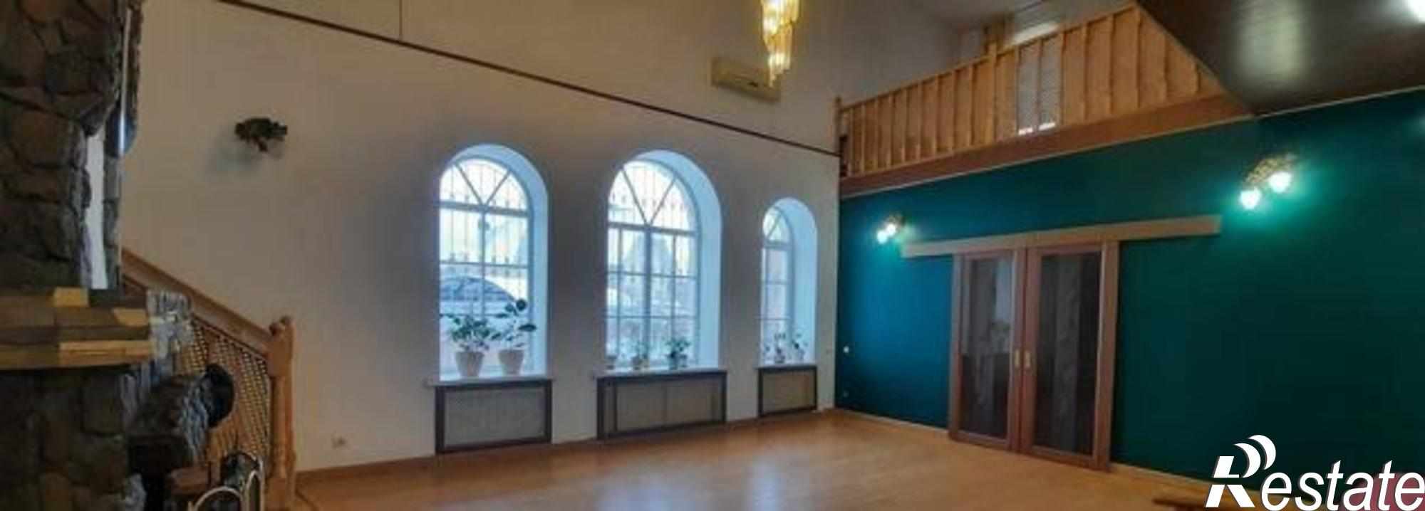 Купить дачу, дом, коттедж за 15 200 000 рублей на улица Бесселя, 14