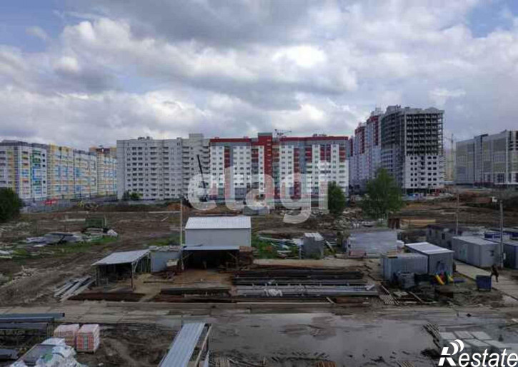 3-комн квартира в новом доме улица имени О. С. Визнюка