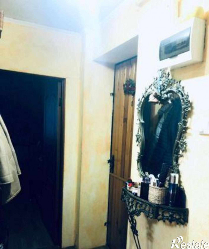 4-комн квартира Верхненольная улица, 20
