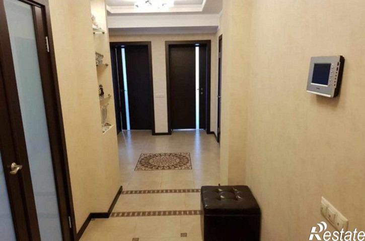 3-комн квартира Днепровский переулок, 120Д