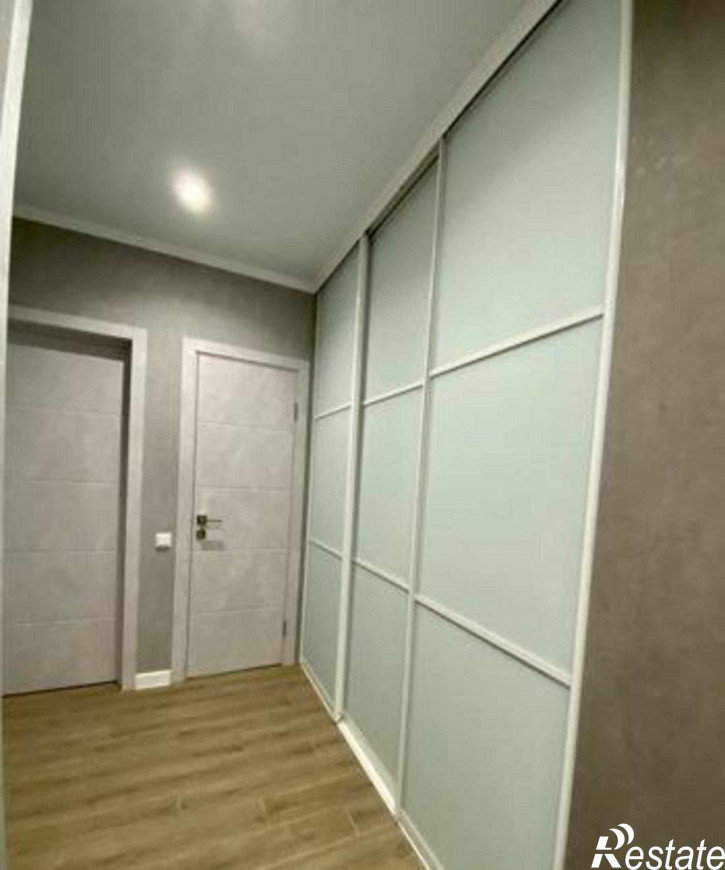 2-комн квартира Таврическая улица, 4
