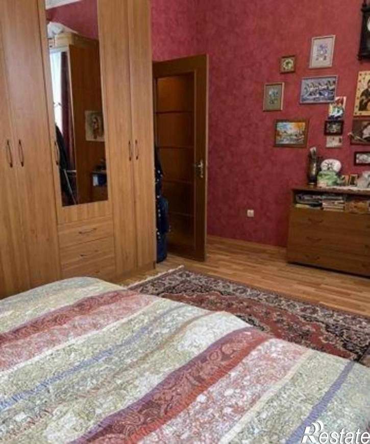 3-комн квартира улица Станиславского, 290/20