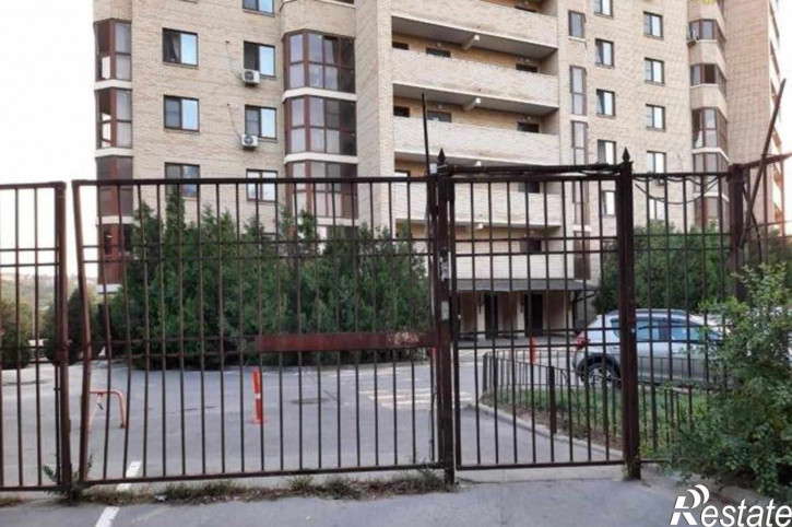 2-комн квартира бульвар Комарова, 1М