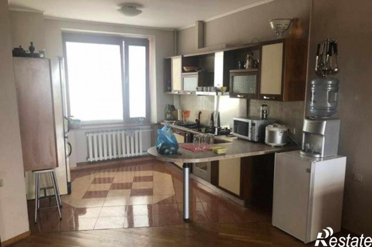 4-комн квартира Донская улица, 65/5