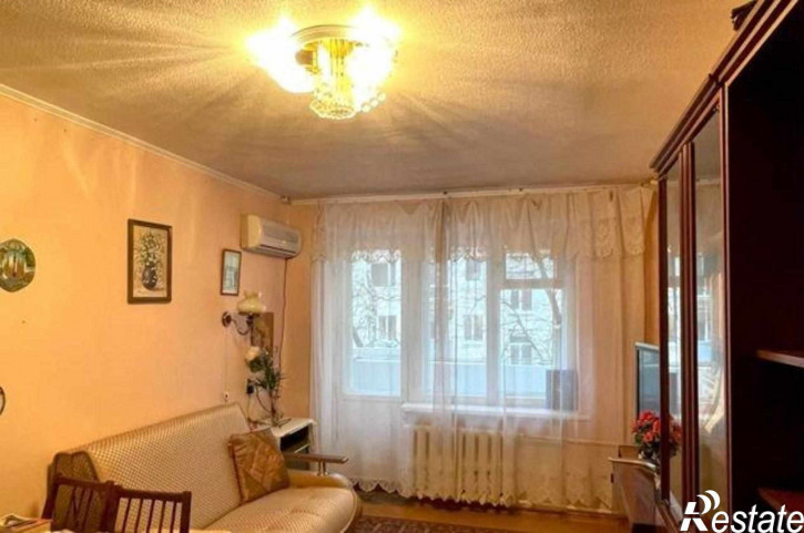 2-комн квартира улица 2-я Линия, 16