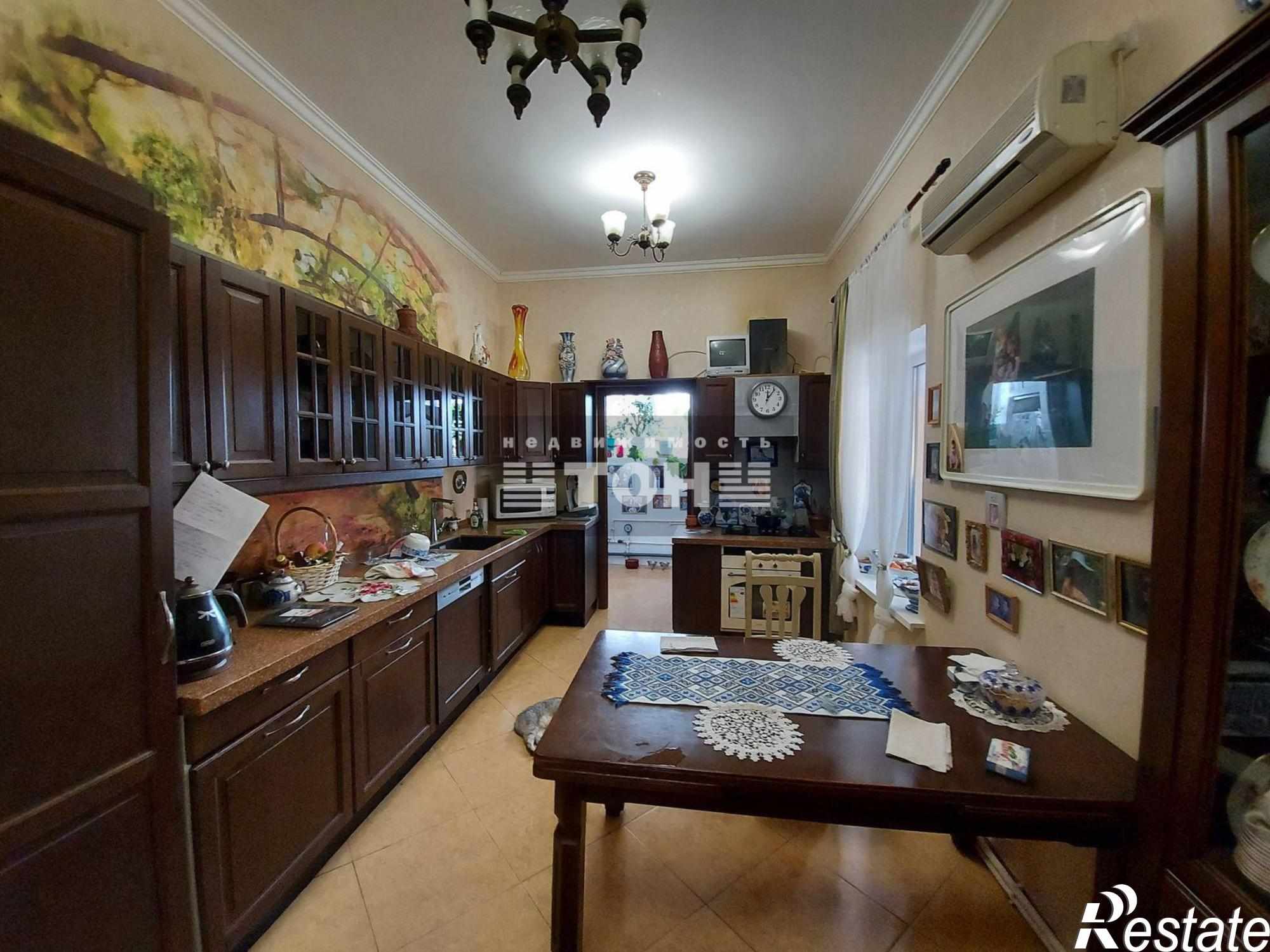 Купить дачу, дом, коттедж за 51 500 000 рублей на ул. Взлетная