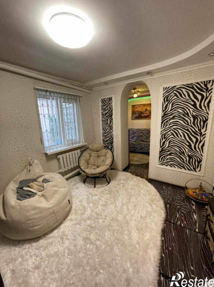 3-комн квартира Крайнего ул, 79