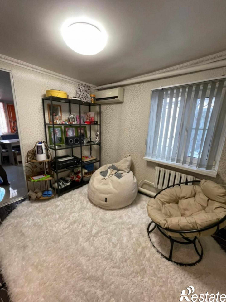 3-комн квартира Крайнего ул, 79
