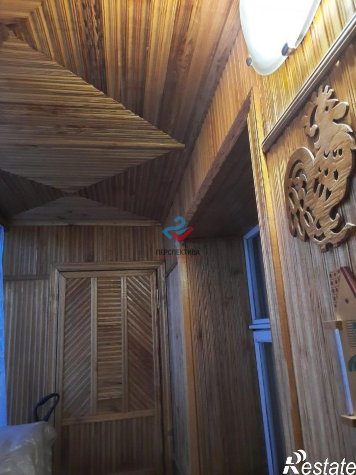 4-комн квартира улица Антонова, 15