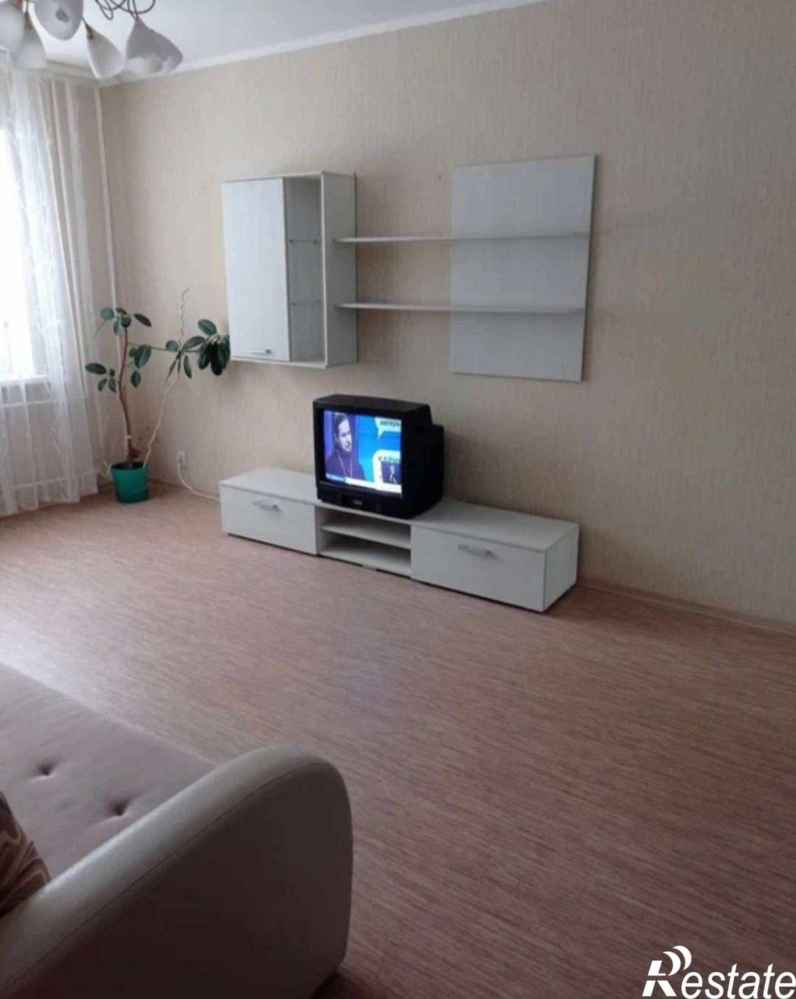 Сдать квартиру за 25 000 рублей на Кирова проспект, 350А