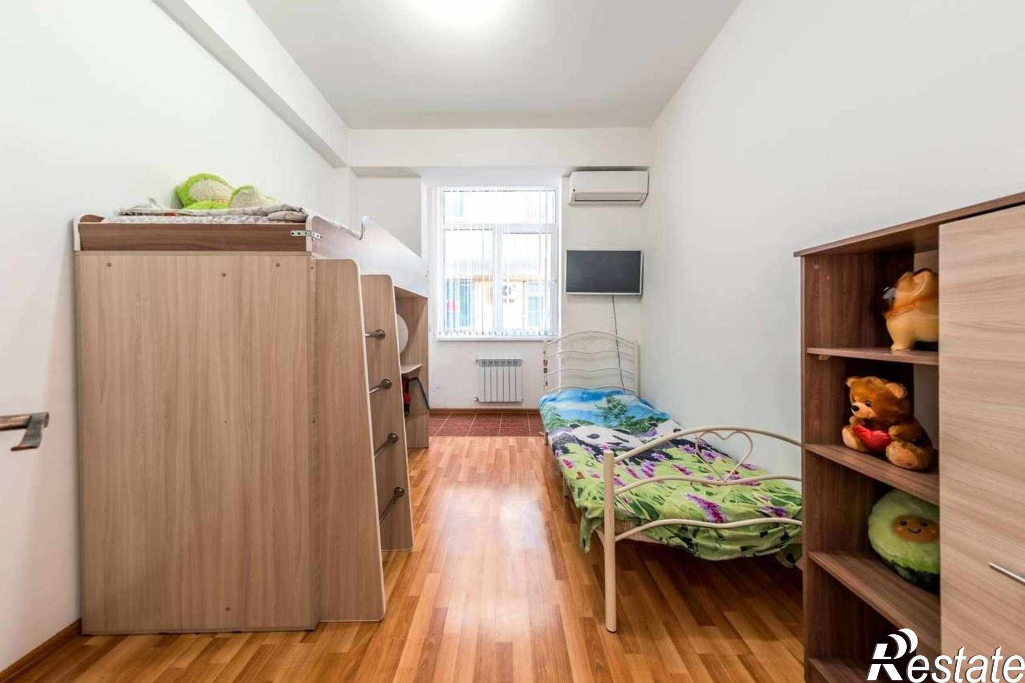 Сдать квартиру за 24 000 рублей на Гагарина улица, 12