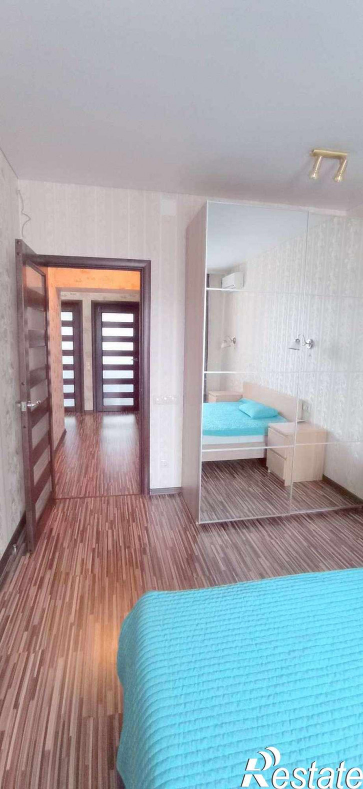 3-комн квартира Буянова улица, 100
