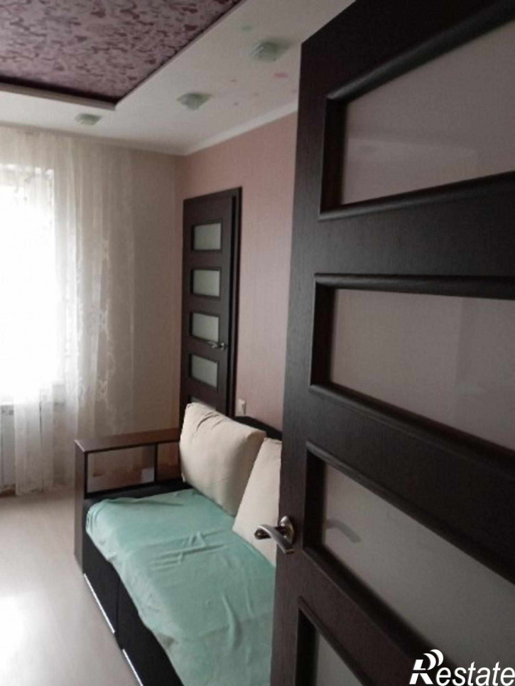2-комн квартира Гастелло улица, 37
