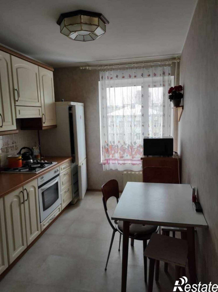 3-комн квартира Партизанская улица, 80