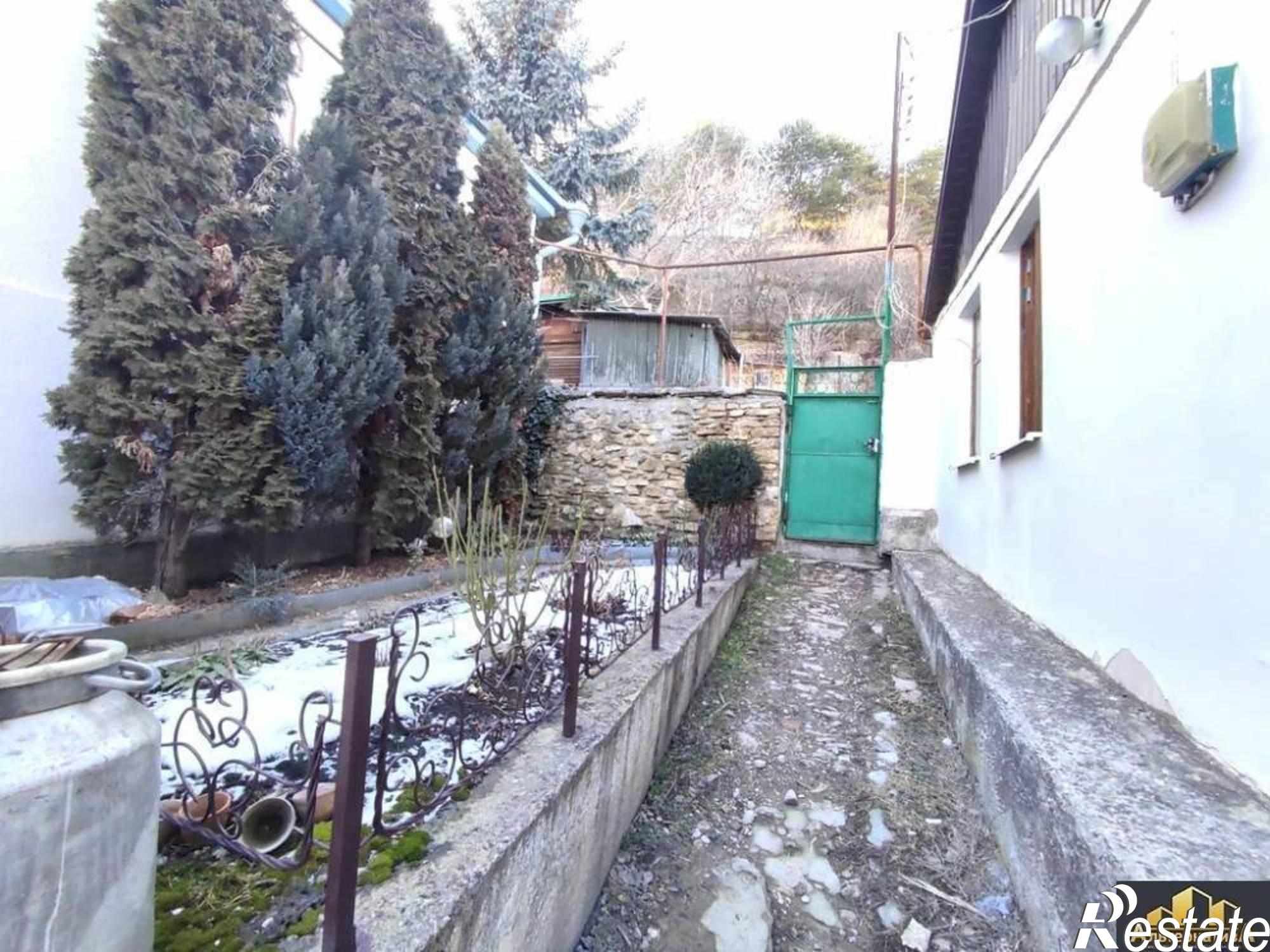 Купить дачу, дом, коттедж за 4 000 000 рублей на Громова ул.