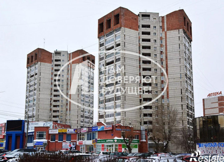 3-комн квартира улица Попова, 25