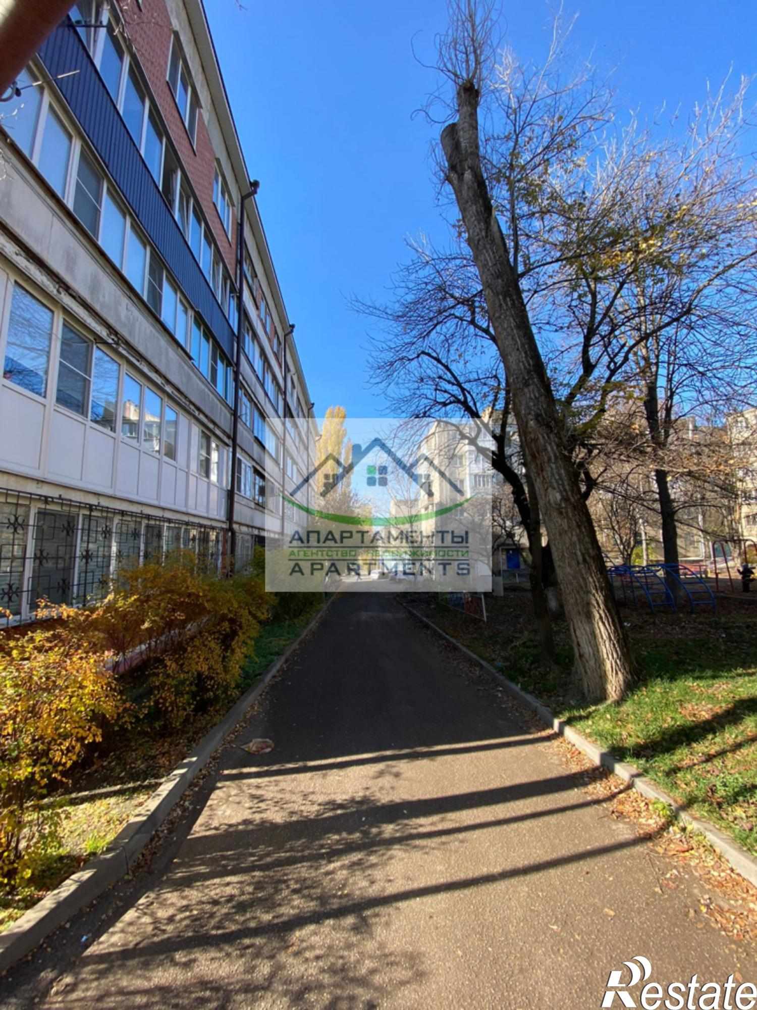 Купить квартиру за 4 300 000 рублей на 40 лет Октября пр-кт, 21