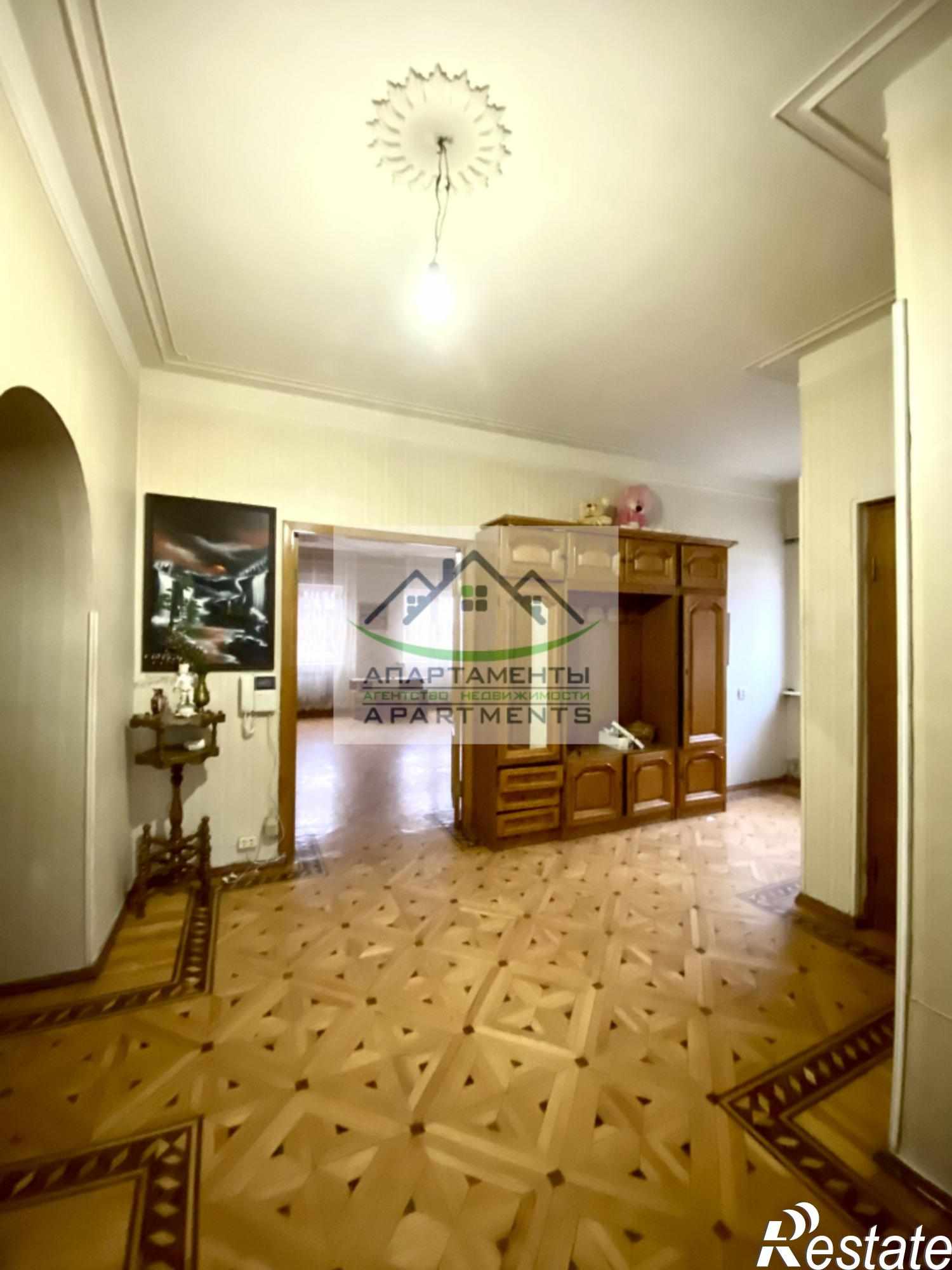 Купить дачу, дом, коттедж за 14 000 000 рублей на Маршала Жукова ул, 2