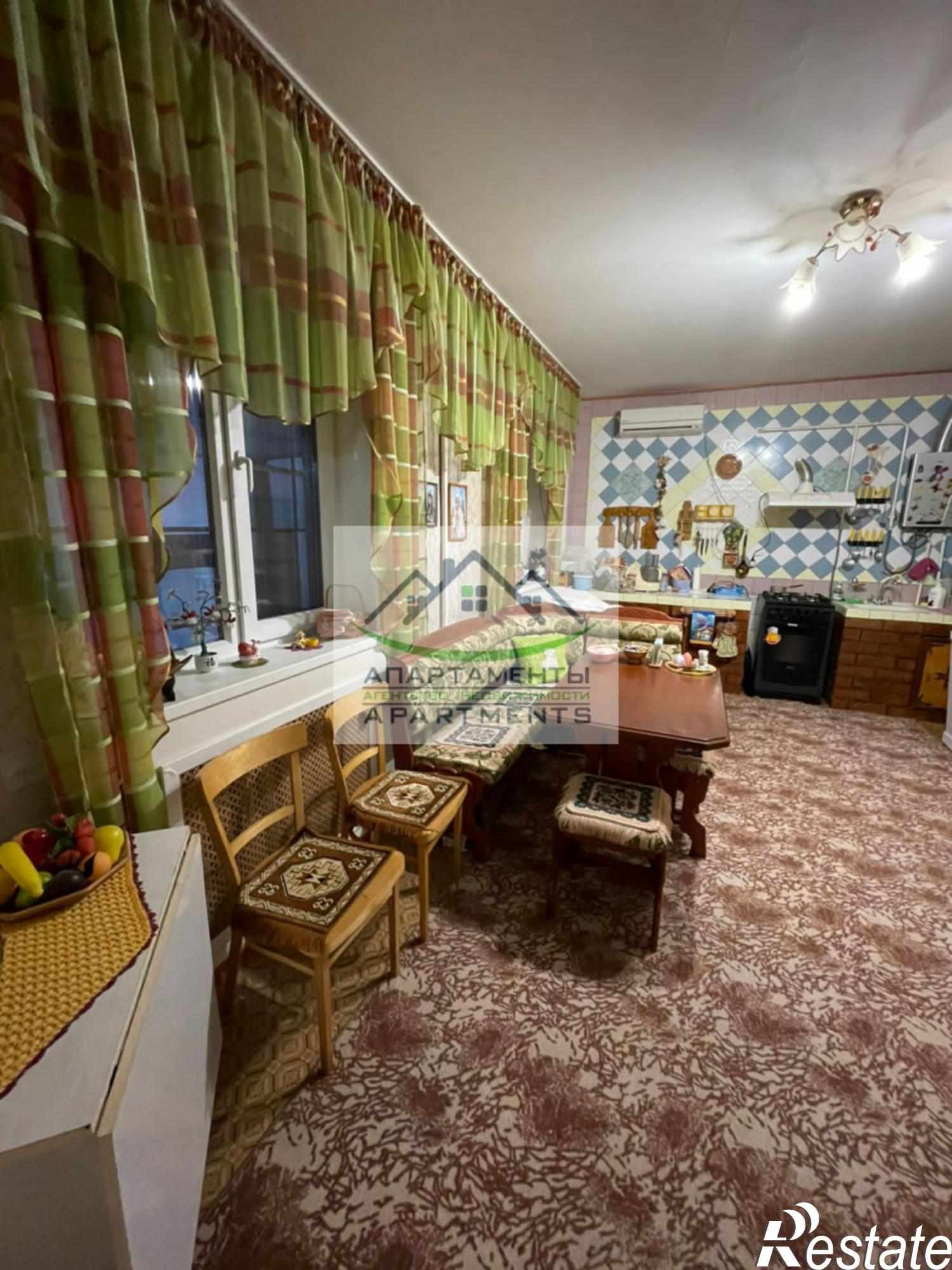 Купить дачу, дом, коттедж за 12 000 000 рублей на Нижняя Аллея ул, 18