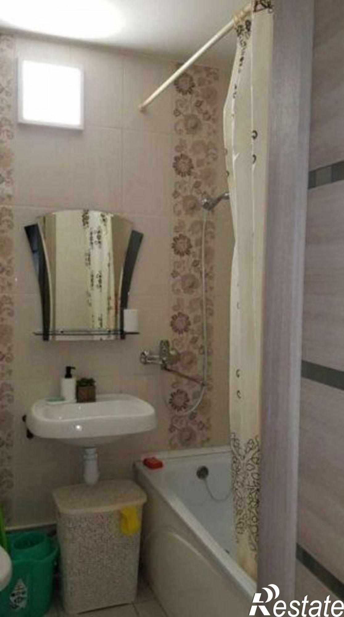 Сдать квартиру за 18 000 рублей на Новгородская ул, 19А