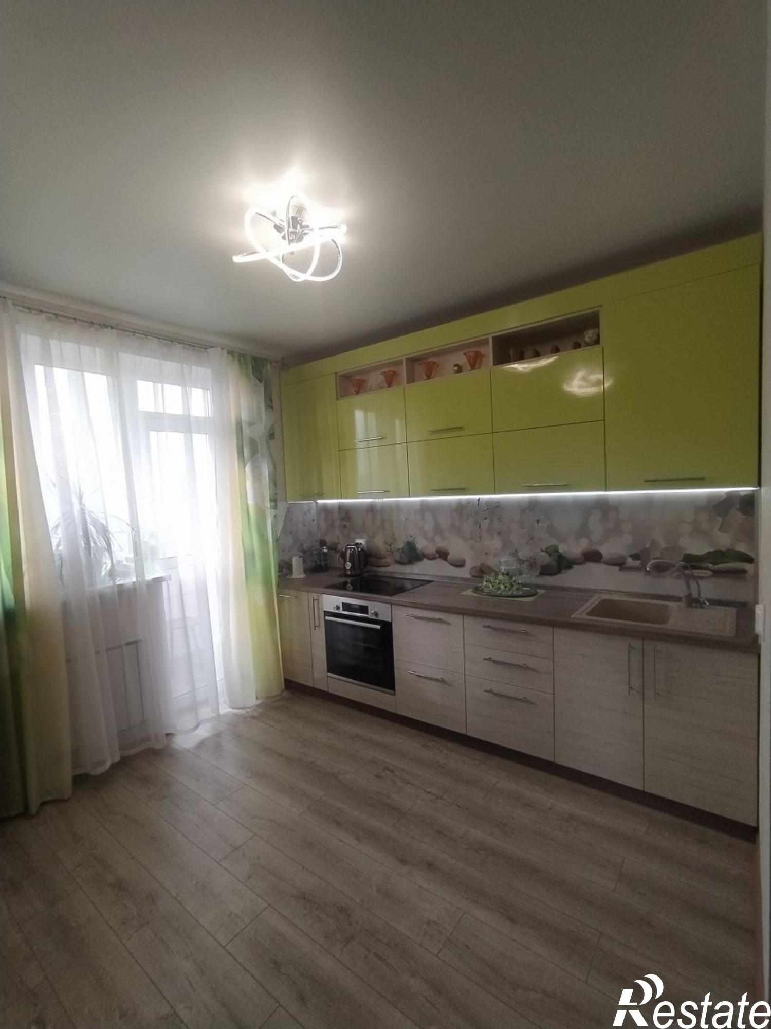 Купить квартиру за 3 700 000 рублей на Ждановский