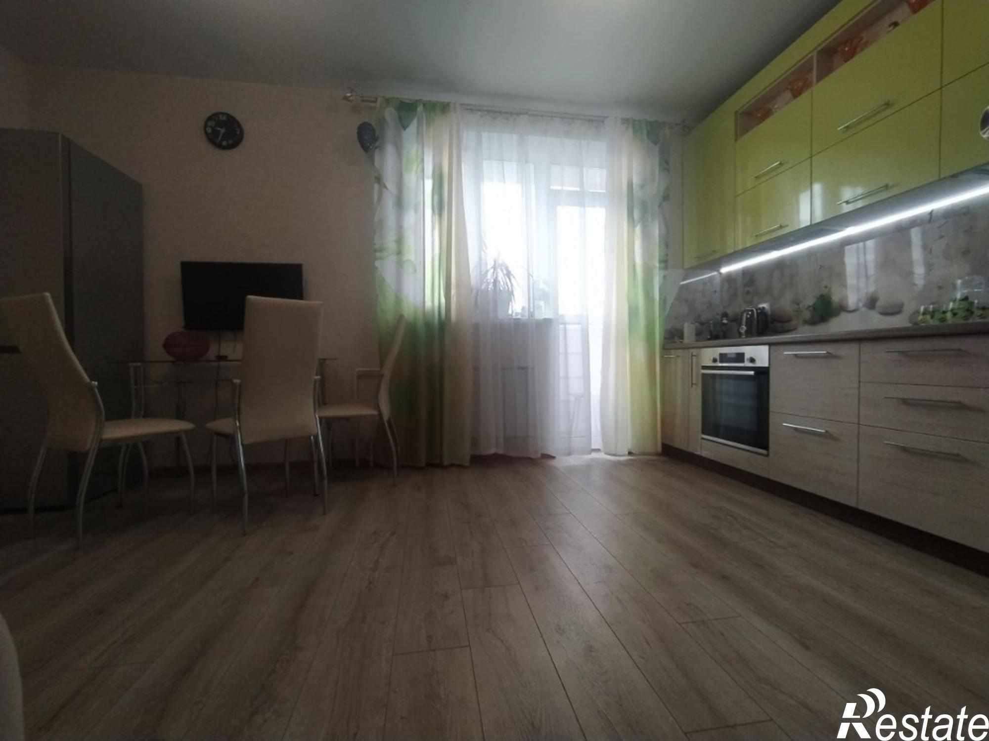 Купить квартиру за 3 700 000 рублей на Ждановский