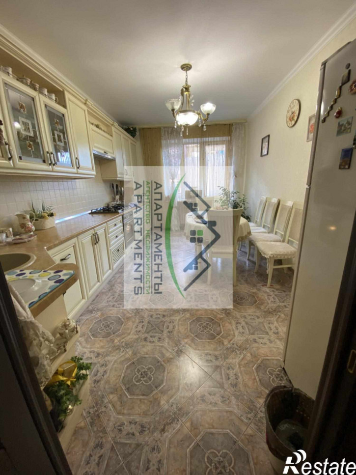 4-комн квартира Орджоникидзе ул, 84к2