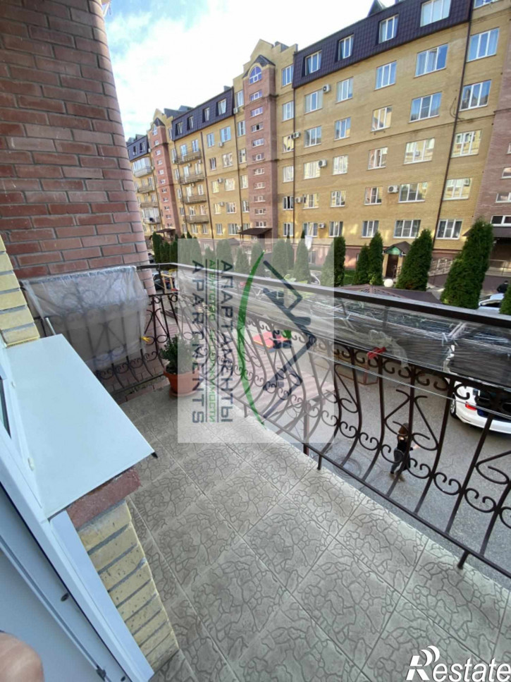 4-комн квартира Орджоникидзе ул, 84к2