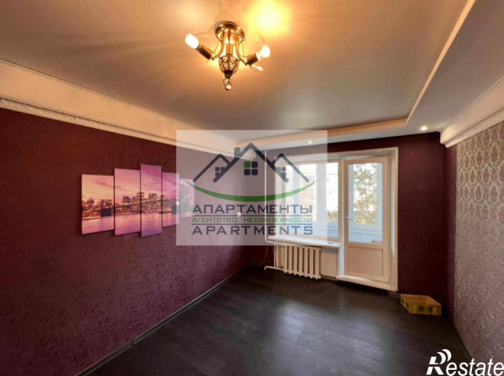 1-комн квартира Адмиральского ул, 8